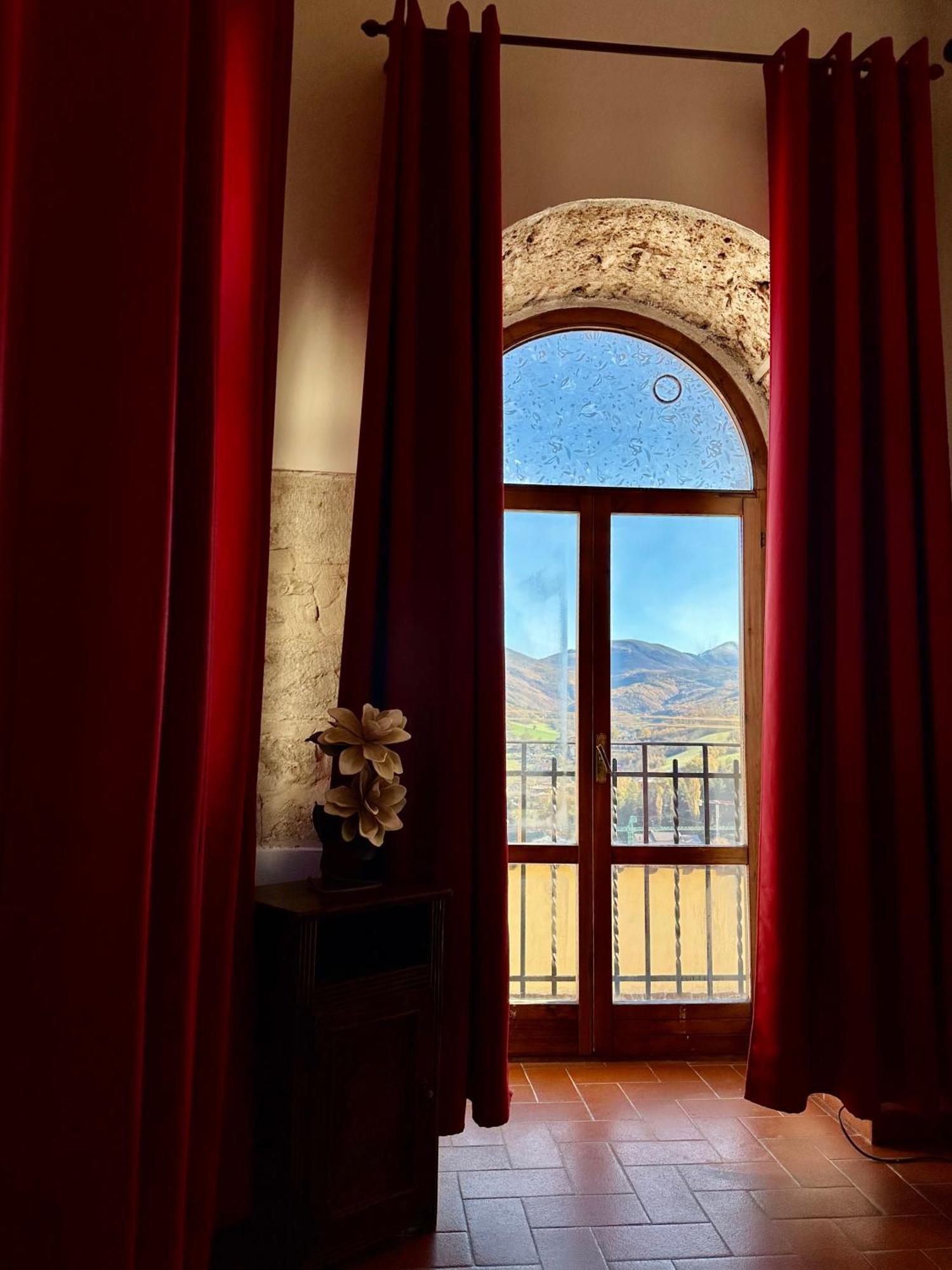 B&B Palazzo Sassatelli Cascia Dış mekan fotoğraf